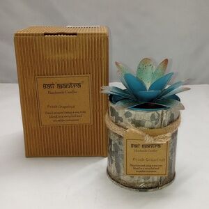 Boutique Hand made Candle Peach grapefruit Smell